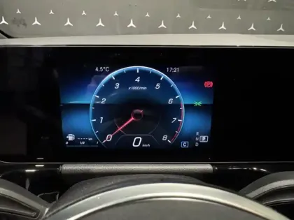 Photo 18 Mercedes GLA 200 Business Line