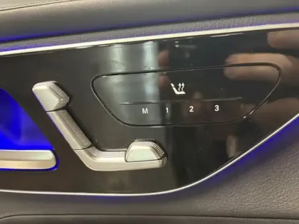 Photo 9 Mercedes Classe GLC 300 de 4MATIC AMG Line