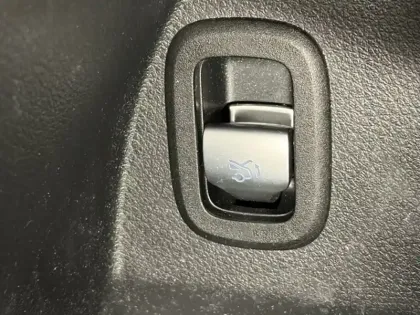 Photo 38 Mercedes Classe GLC 300 de 4MATIC AMG Line