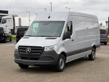 Photo 37 Mercedes Sprinter e 420 Fourgon Long 113