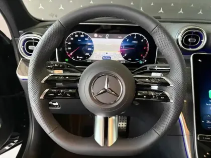 Photo 23 Mercedes Classe C Gén. V (S206) Ph1 AMG Line 5