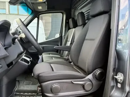 Photo 6 Mercedes Sprinter 317 CDI 37S 12m3 BVA 170ch PRO