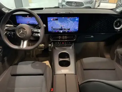 Photo 11 Mercedes CLA  250+ avec technologie EQ L