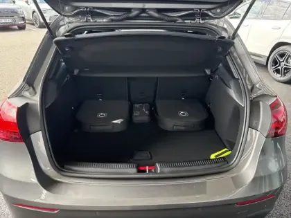 Photo 6 Mercedes Classe A 250 e Hybrid EQ Star Edition