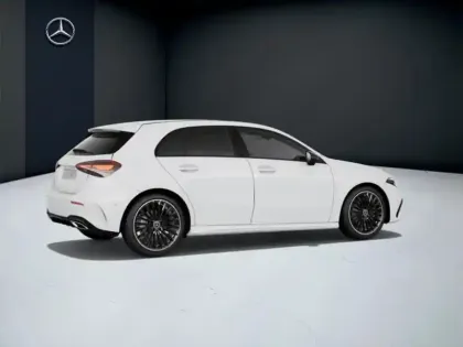 Photo 18 Mercedes Classe A 200 d AMG Line