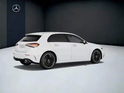 Photo 19 Mercedes Classe A 200 d AMG Line