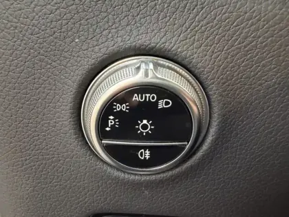 Photo 31 Mercedes Classe GLC Gén. II (X254) Ph1 Business Line 5