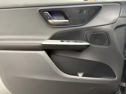 Photo 33 Mercedes Classe GLC Gén. II (X254) Ph1 Business Line 5