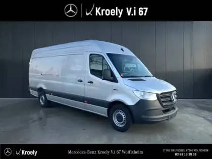 Photo 33 Mercedes Sprinter e 420 Fourgon Long 113