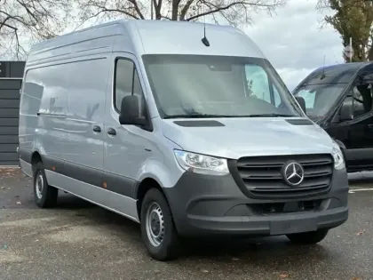 Photo 8 Mercedes Sprinter e 420 113KWH 204ch 100