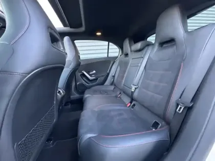 Photo 21 Mercedes Classe A Gén. IV (W177) Ph1 AMG Line 5