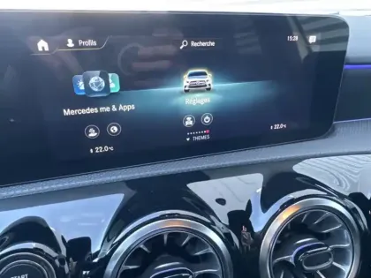 Photo 15 Mercedes Classe A 220 d AMG Line