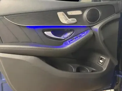 Photo 22 Mercedes Classe GLC 300 de 4MATIC AMG Line