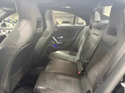 Photo 35 Mercedes CLA 200 d AMG Line