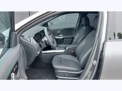 Photo 36 Mercedes GLA Gén. II (H247) Ph2 AMG Line 5