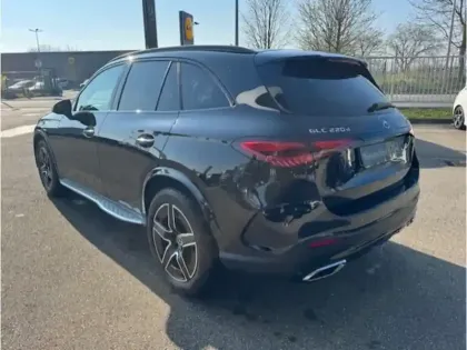 Photo 45 Mercedes Classe GLC GLC 220 d 4MATIC AMG Line