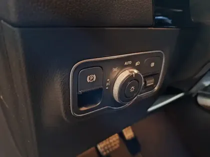 Photo 14 Mercedes GLA Gén. II (H247) Ph1 AMG Line 5