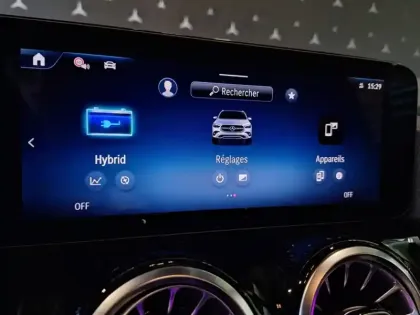 Photo 31 Mercedes GLA Gén. II (H247) Ph2 AMG Line 5