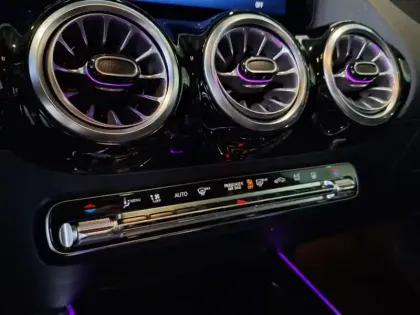 Photo 8 Mercedes GLA 250 e Hybrid EQ AMG Line