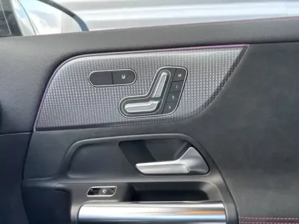 Photo 18 Mercedes EQA Gén. I (H243) Ph1 AMG Line 5