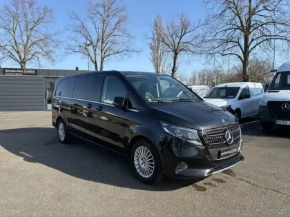 Photo 35 Mercedes CLA sse V 300d Extra-Long Avant