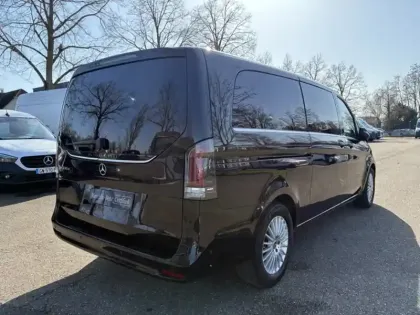 Photo 34 Mercedes CLA sse V 300d Extra-Long Avant