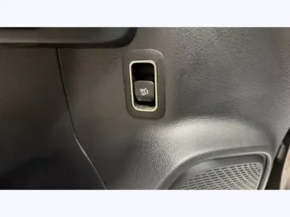 Photo 15 Mercedes GLA 220 d 4MATIC AMG Line