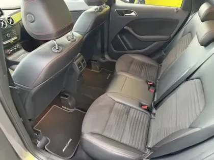 Photo 13 Mercedes Classe B 200 d 2.0 136 Fascination