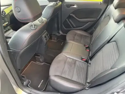 Photo 14 Mercedes Classe B 200 d 2.0 136 Fascination