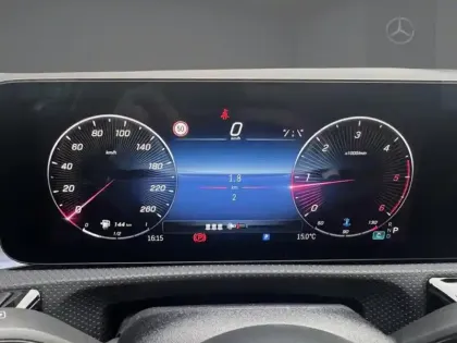 Photo 14 Mercedes Classe A 200 d Star Edition