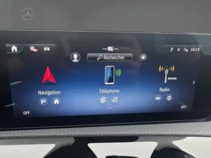 Photo 16 Mercedes Classe A 200 d Star Edition