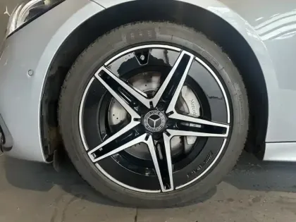 Photo 8 Mercedes Classe C  220 d Berline AMG Lin