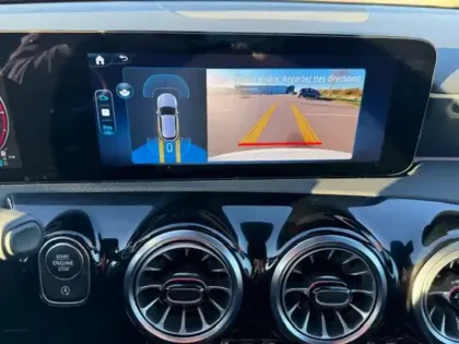 Photo 20 Mercedes Classe A A 200 d AMG Line