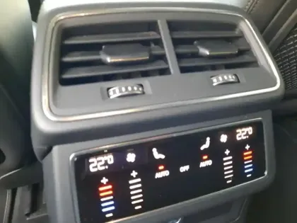 Photo 13 Audi A6 Gén. V Ph1 Compétition 5