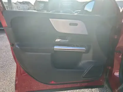 Photo 20 Mercedes GLA Gén. II (H247) Ph1 AMG Line 5