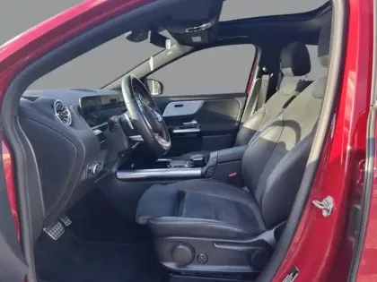 Photo 21 Mercedes GLA Gén. II (H247) Ph1 AMG Line 5