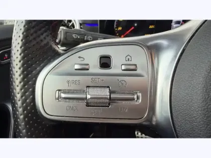 Photo 17 Mercedes Classe A 200 AMG Line