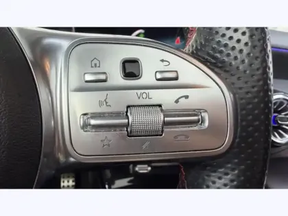 Photo 20 Mercedes Classe A Gén. IV (W177) Ph1 AMG Line 5