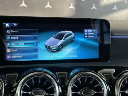 Photo 17 Mercedes Classe A 250 e Hybrid EQ AMG Line