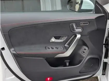 Photo 30 Mercedes CLA Gén. II (C118) Ph2 AMG Line 4