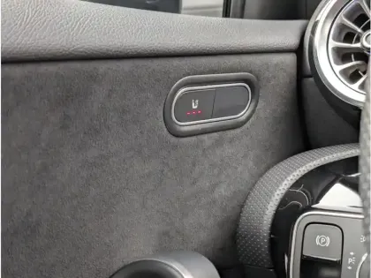 Photo 13 Mercedes Classe A 200 d 