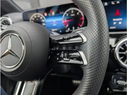 Photo 14 Mercedes Classe A 200 d 