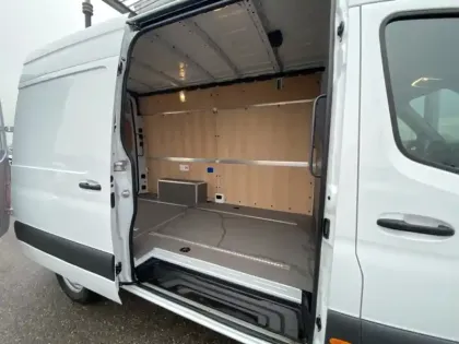 Photo 13 Mercedes Sprinter 317 CDI Fg 170CV Boite Auto