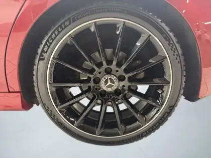 Photo 8 Mercedes Classe A 200 d AMG Line