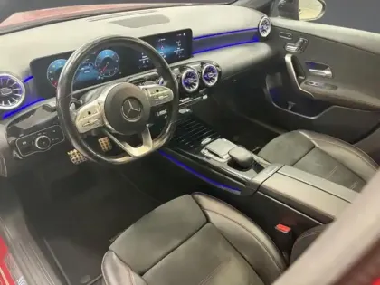 Photo 12 Mercedes Classe A 200 d AMG Line