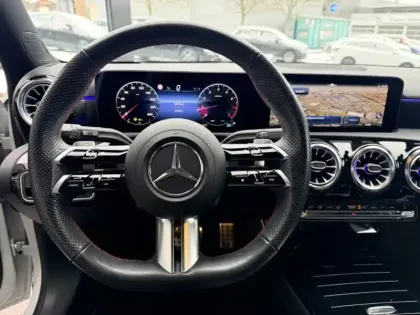 Photo 12 Mercedes Classe A Gén. IV (W177) Ph1 AMG Line 5