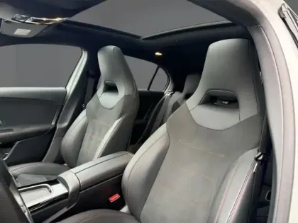 Photo 20 Mercedes Classe A Gén. IV (W177) Ph1 AMG Line 5