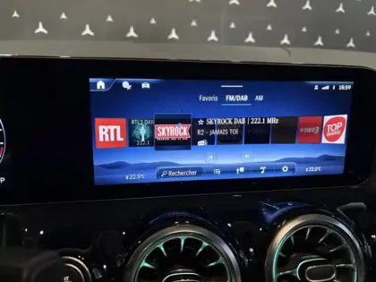 Photo 18 Mercedes GLA 250 e Hybrid EQ AMG Line