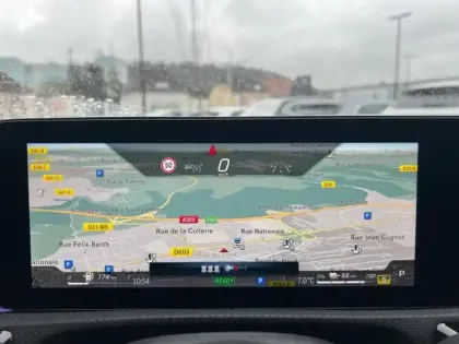 Photo 15 Mercedes Classe A 250 e Hybrid EQ AMG Line