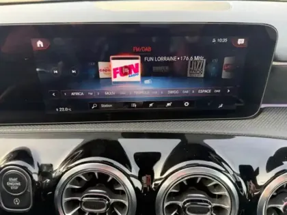 Photo 21 Mercedes Classe A 180 AMG Line